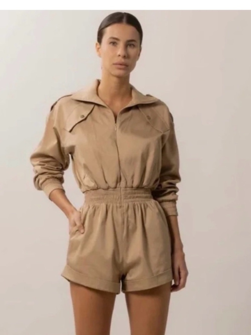 NEW NONChalant Revolve Jaci Zip Up Satin Utility Romper Tan Size Small NWT
